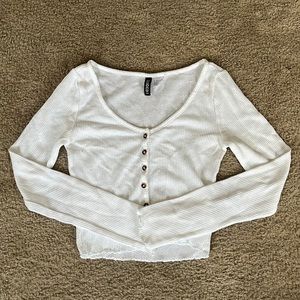 Women’s white long sleeve Crop Top